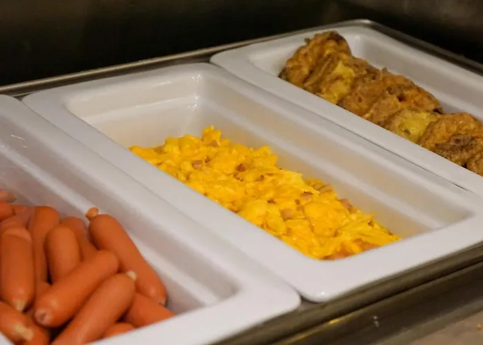 Alojamento de Acomodação e Pequeno-almoço Erhardt Superior 4*